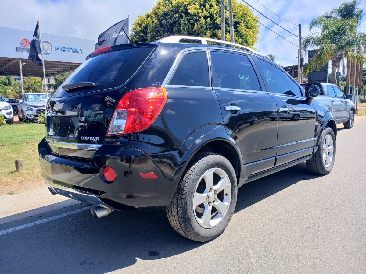 Chevrolet Captiva Sport EXCELENTE ESTADO!| Permuta/ Financia Chevrolet Captiva Sport EXCELENTE ESTADO!| Permuta/ Financia