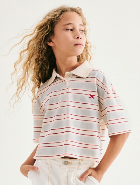 CAMISETA INFANTIL BORDADA CON CUELLO MULTICOLOR