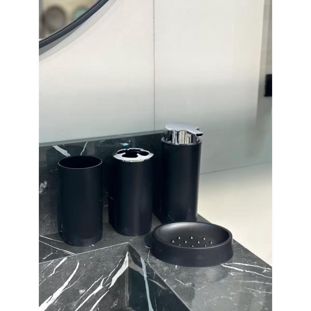 Set de baño 6 pz Negra y cromo (papelera-dispensadores) Set De Baño 6 Pz Negra Y Cromo (papelera-dispensadores)
