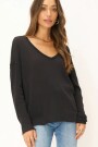 MAE TEXTURED V-NECK LONGSLEEVE Negro