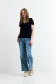 Remera m/c con broderie en cuello AZUL