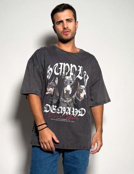 Remera oversize con estampas Efrain Topo