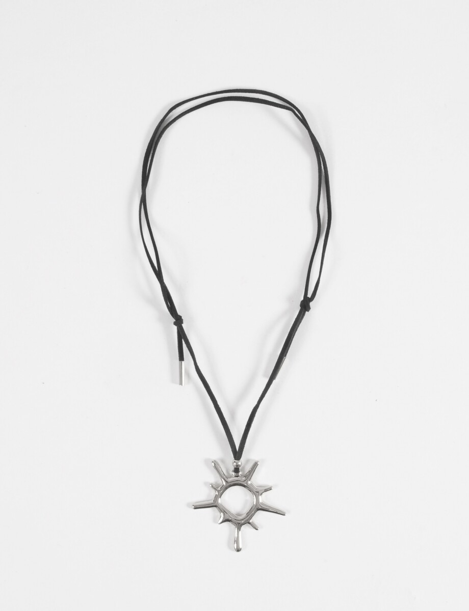 Collar cordón dije sol gotic - plateado 
