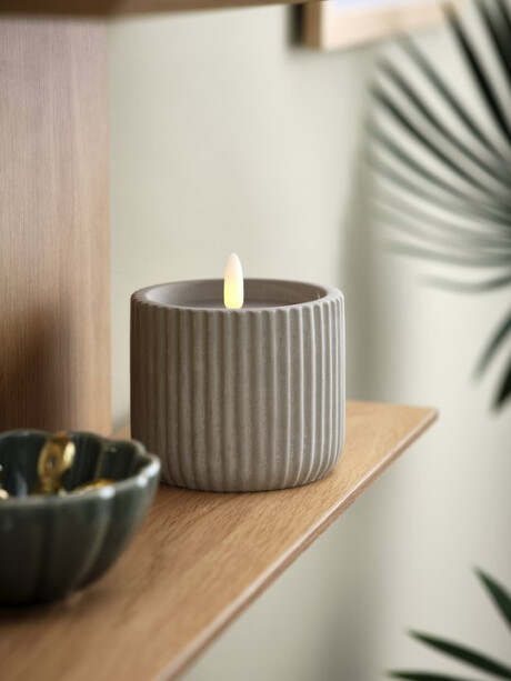 Vela LED KRESSER H8cm con temporizador Vela LED KRESSER H8cm con temporizador