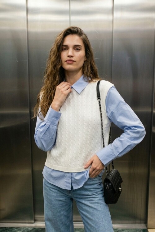 Chaleco con camisa integrada Chaleco con camisa integrada