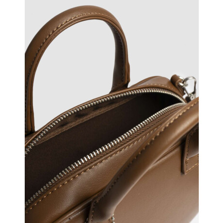 Cartera Bowling Con Charm Marron Chocolate