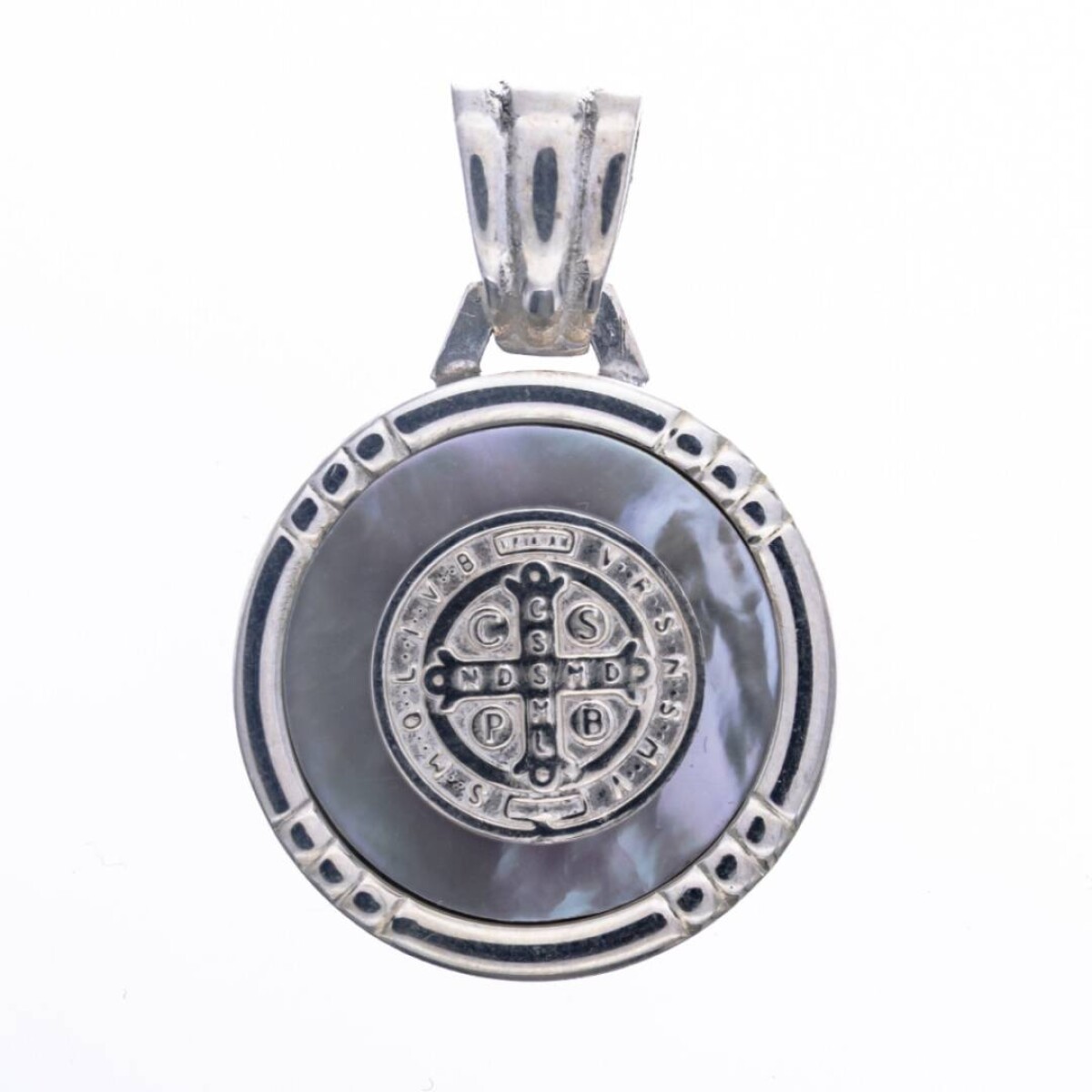 Medalla religiosa de plata 925 con nácar - San Benito 