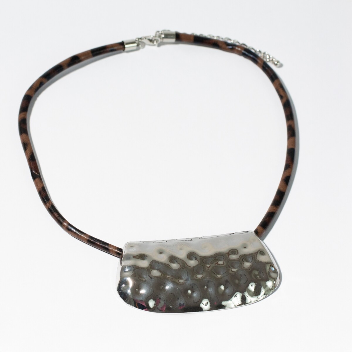 COLGANTE TIBET PLATEADO 