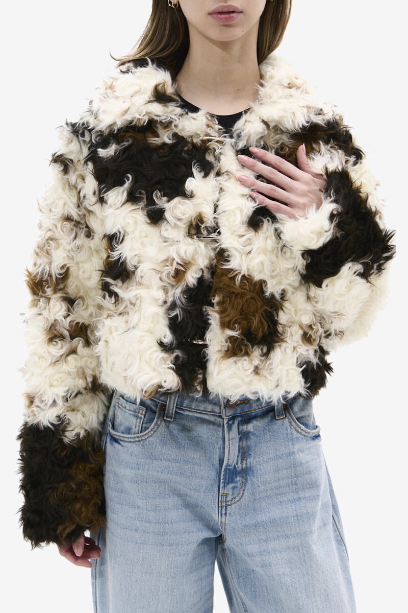 CHAQUETA FUR ENORA Crema