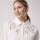 Camisa con bordado blanco