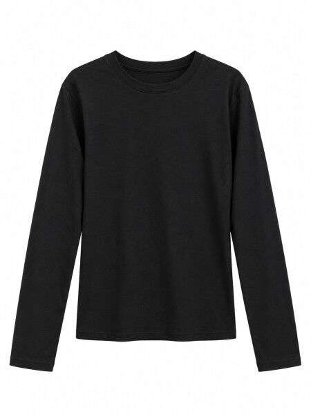 REMERA PETRAS NEGRO.