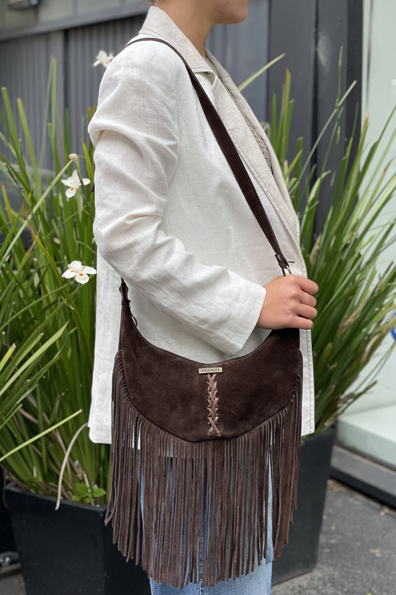 Bandolera sandi Chocolate gamuza