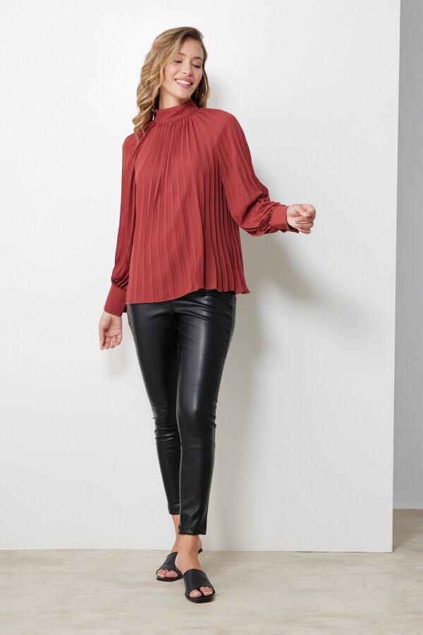 Blusa Plisada BORDEAUX