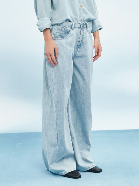 JEAN AGUAMARINA AZUL CLARO