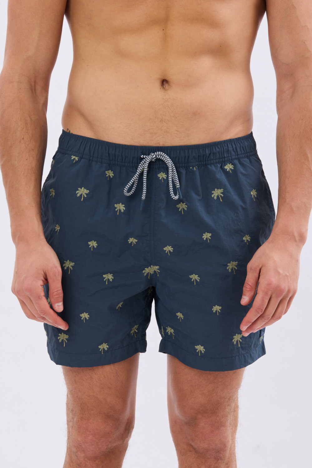 SHORT DE BAÑO BORDADO Azul