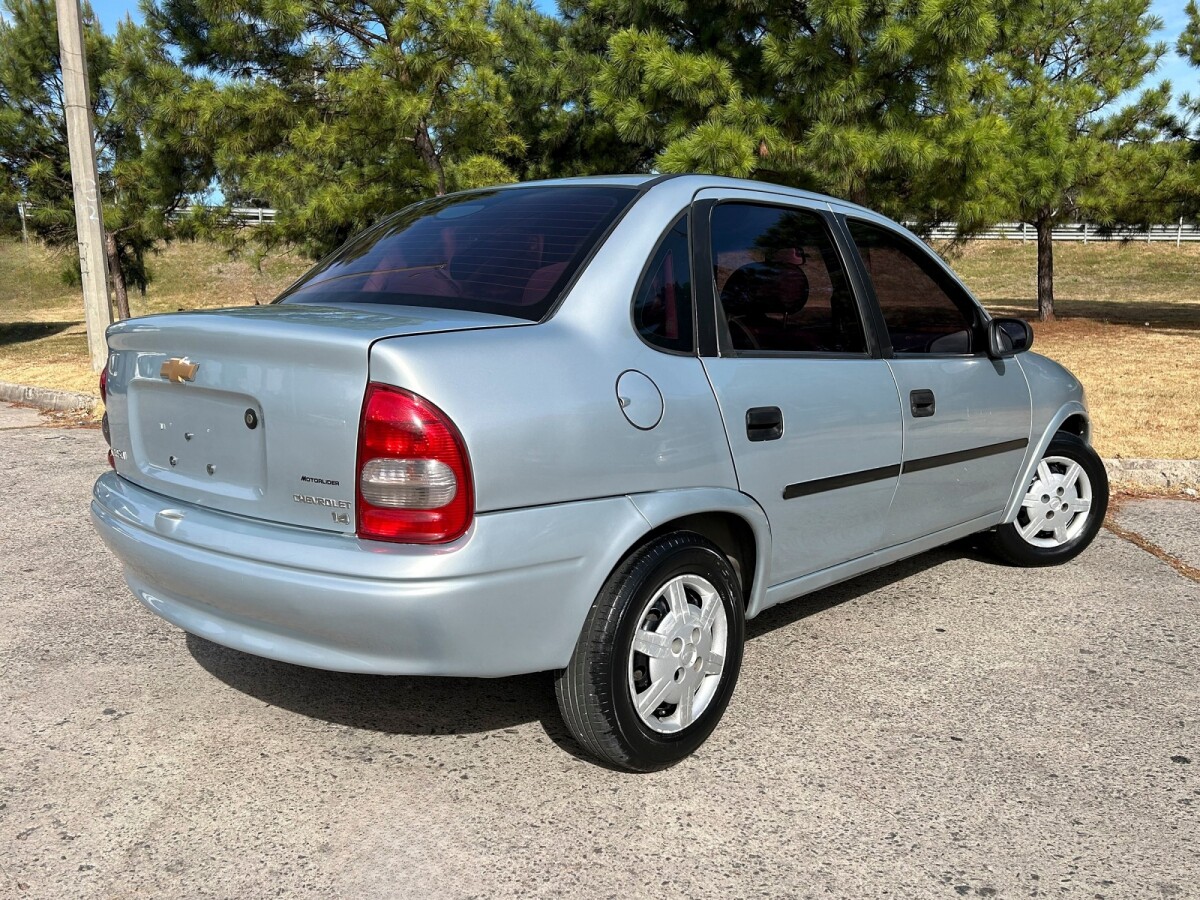 Chevrolet Corsa Classic Super 1.4 | Permuta / Financia Chevrolet Corsa Classic Super 1.4 | Permuta / Financia