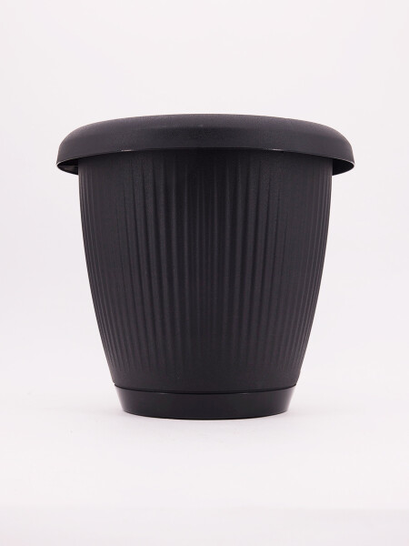 MACETA CON PLATO NEGRO
