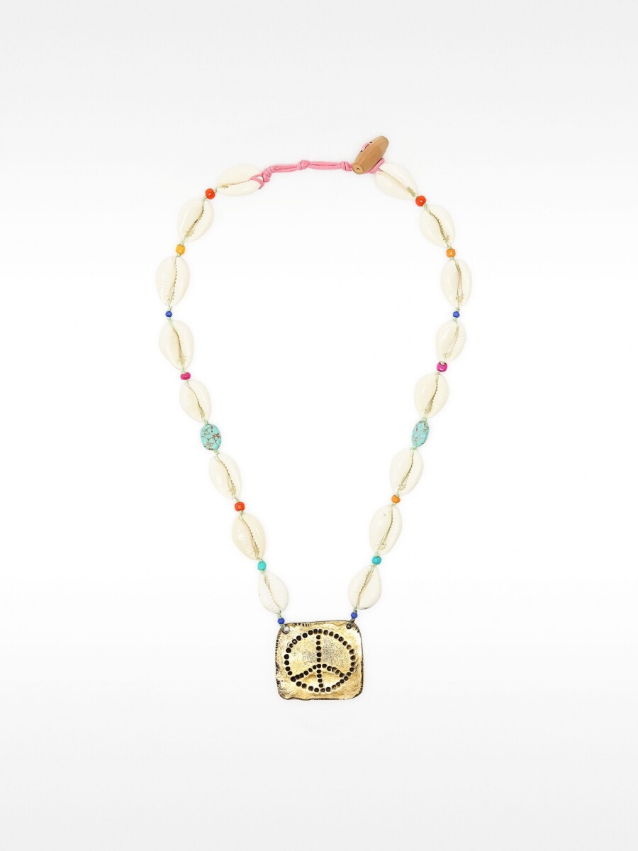 Collar Corto De Conchas Con Colgante multicolor