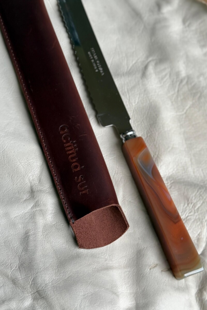 Stone Bread Knife Caramelo