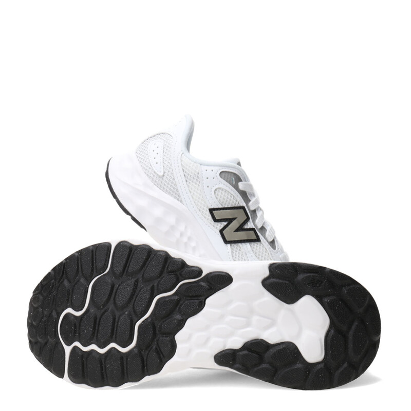 Championesde Mujer New Balance Arishi V4 Gris Metalizado