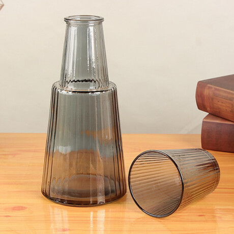 Set x 4 vasos de vidrio texturizado más jarra Gris