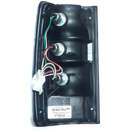 FAROL TOYOTA HILUX 90/ TRAS.DER.4 TORNILLOS TYC FAROL TOYOTA HILUX 90/ TRAS.DER.4 TORNILLOS TYC