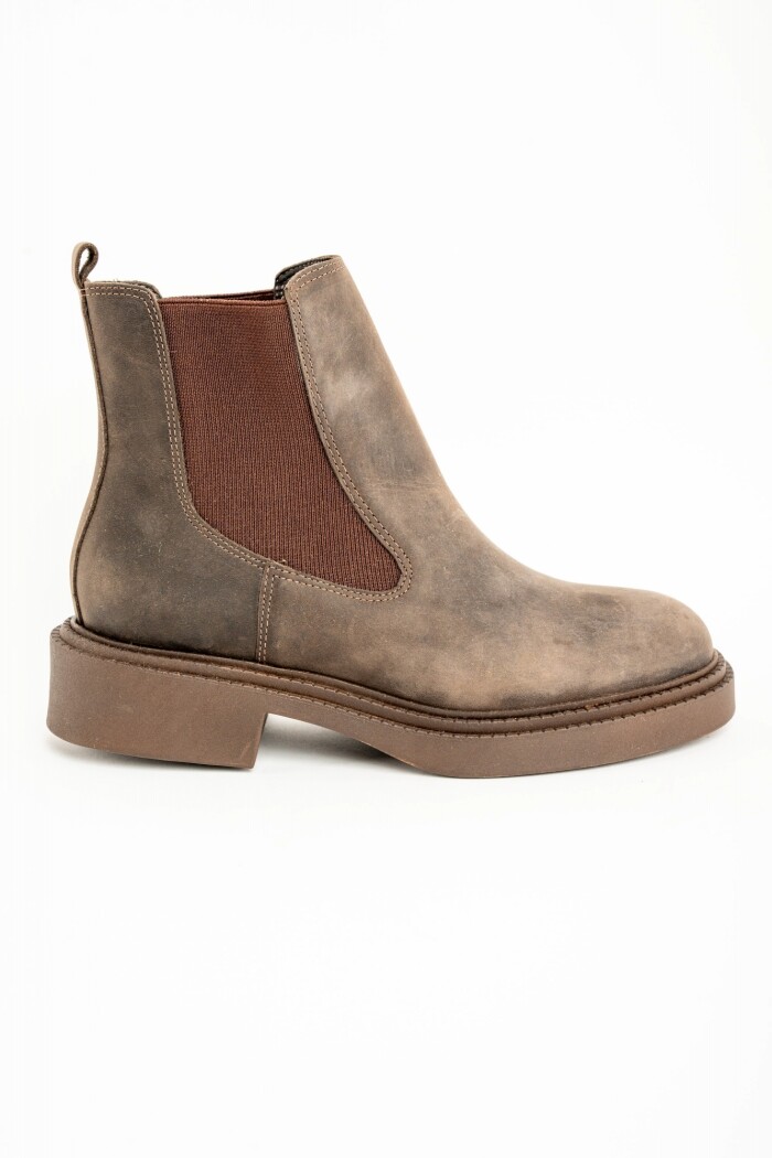 Bota Cuero Chocolate