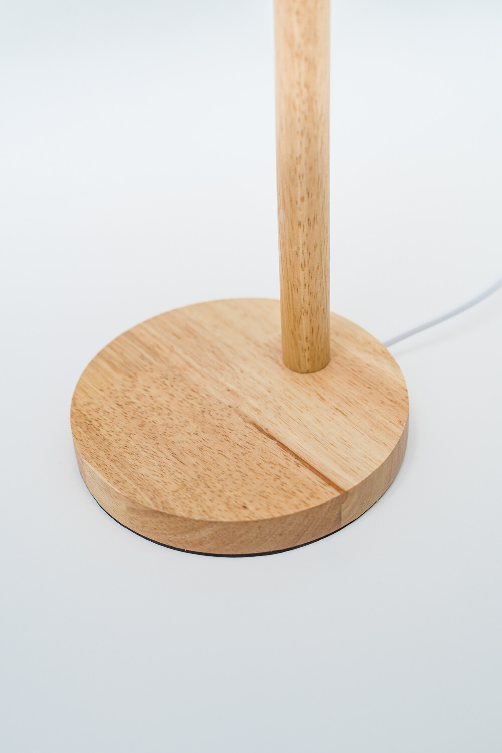 Lampara De Mesa Hiron Beige