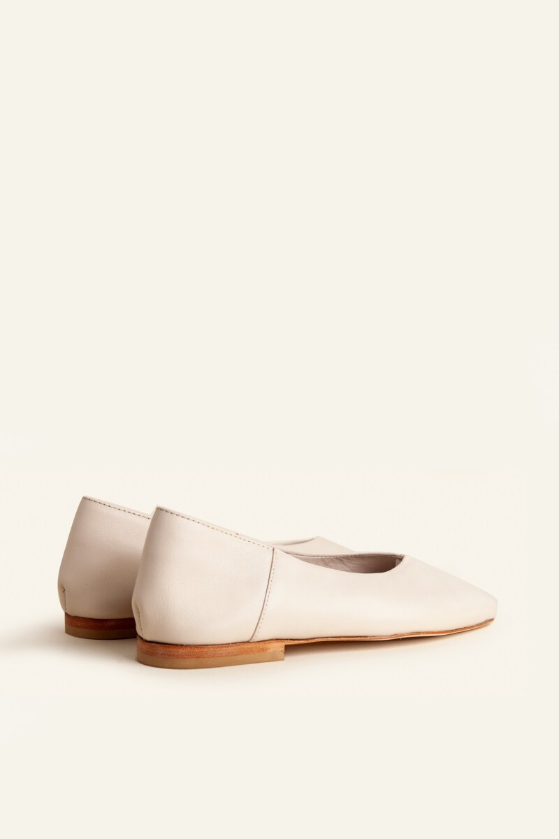 ZAPATO AMA Crema