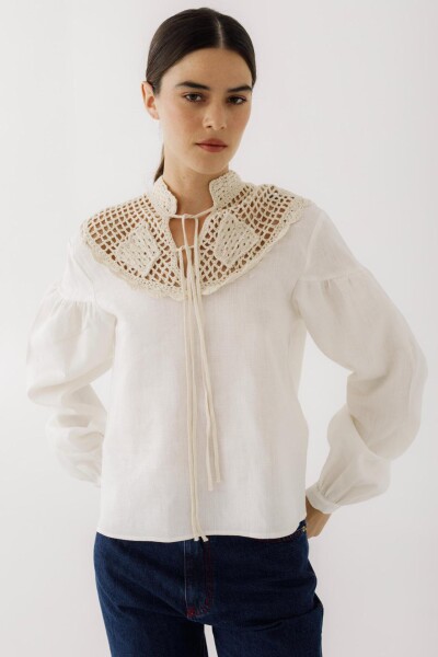 Blusa Bee Winter Beige