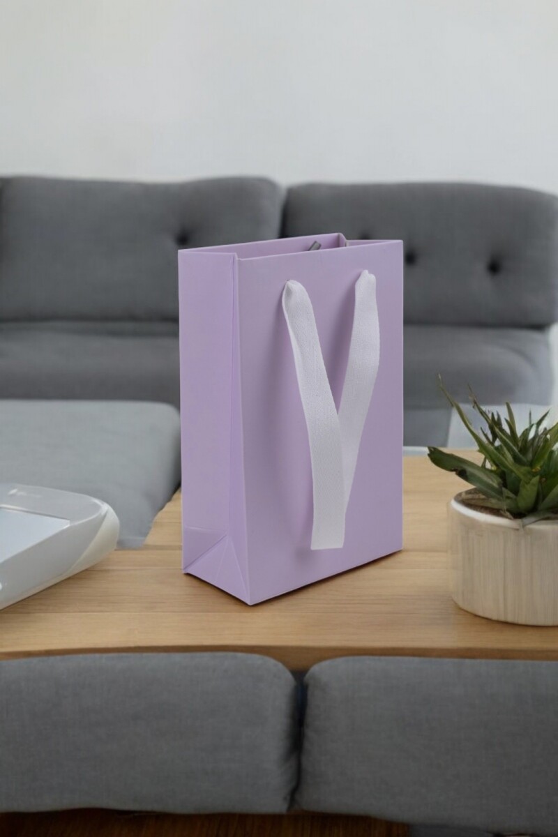Bolsa cartulina laminada 10x05x15 cm - LILA 