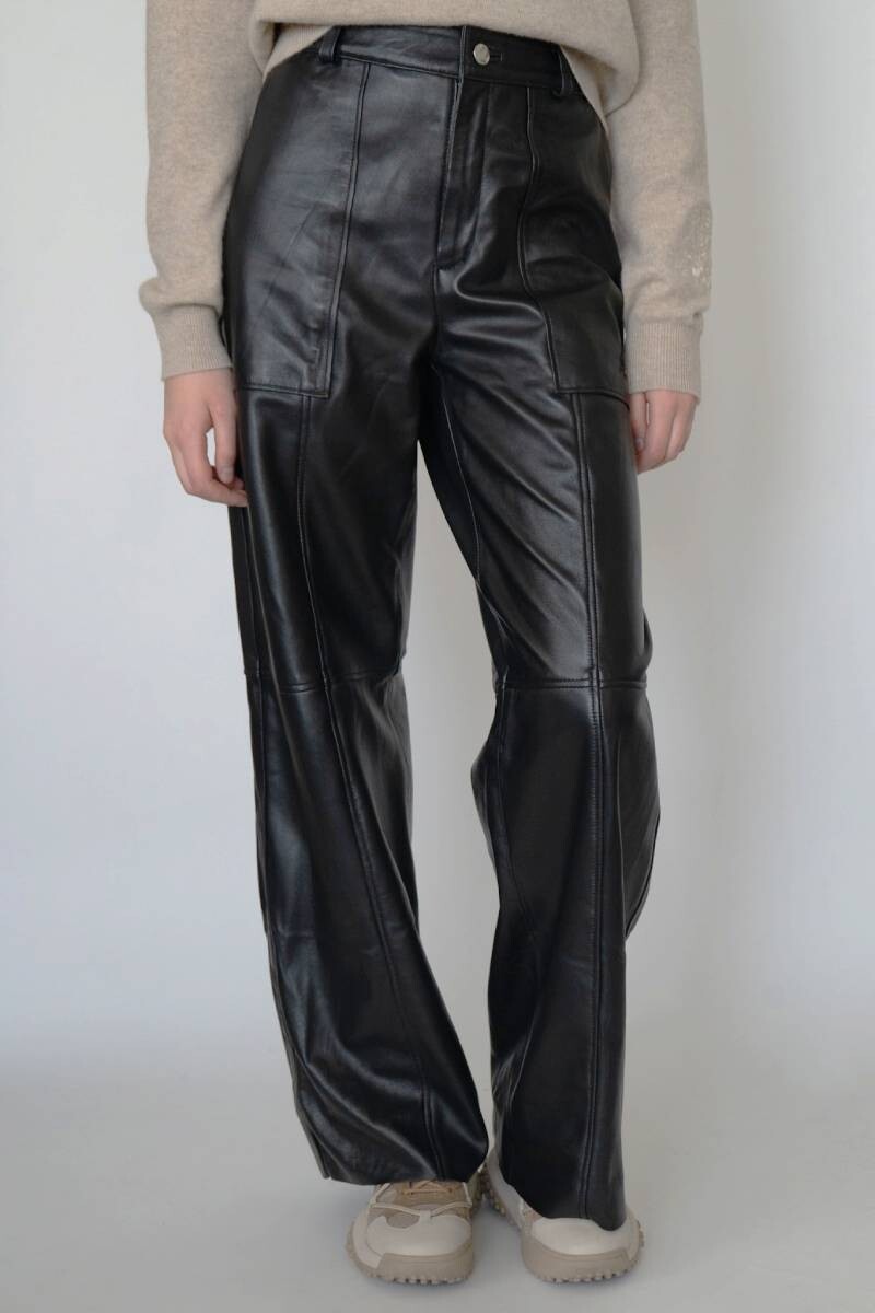 Pantalón Leather Black 