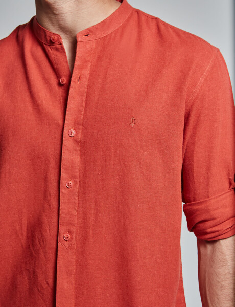 Camisa m/c lino lisa ladrillo