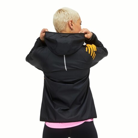 Campera New Balance de Dama - Accelerate - WJ21227BM BLACK