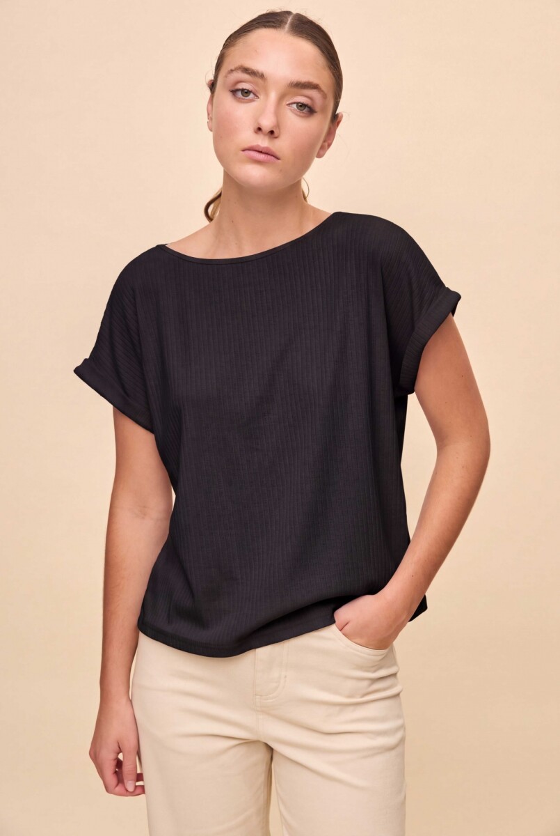 REMERA ILVA 
