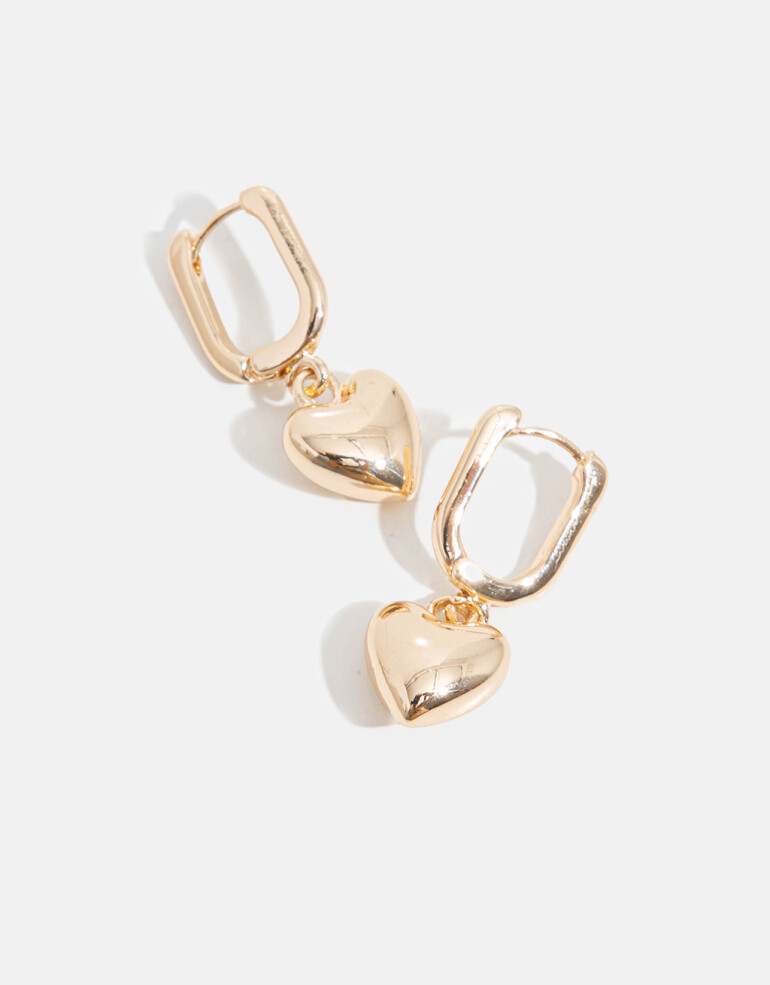 Aros Colgantes Cortos Metal Aros Con Corazón - Dorado