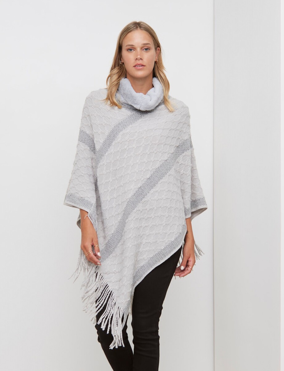 Poncho Detalle Piel - Gris 