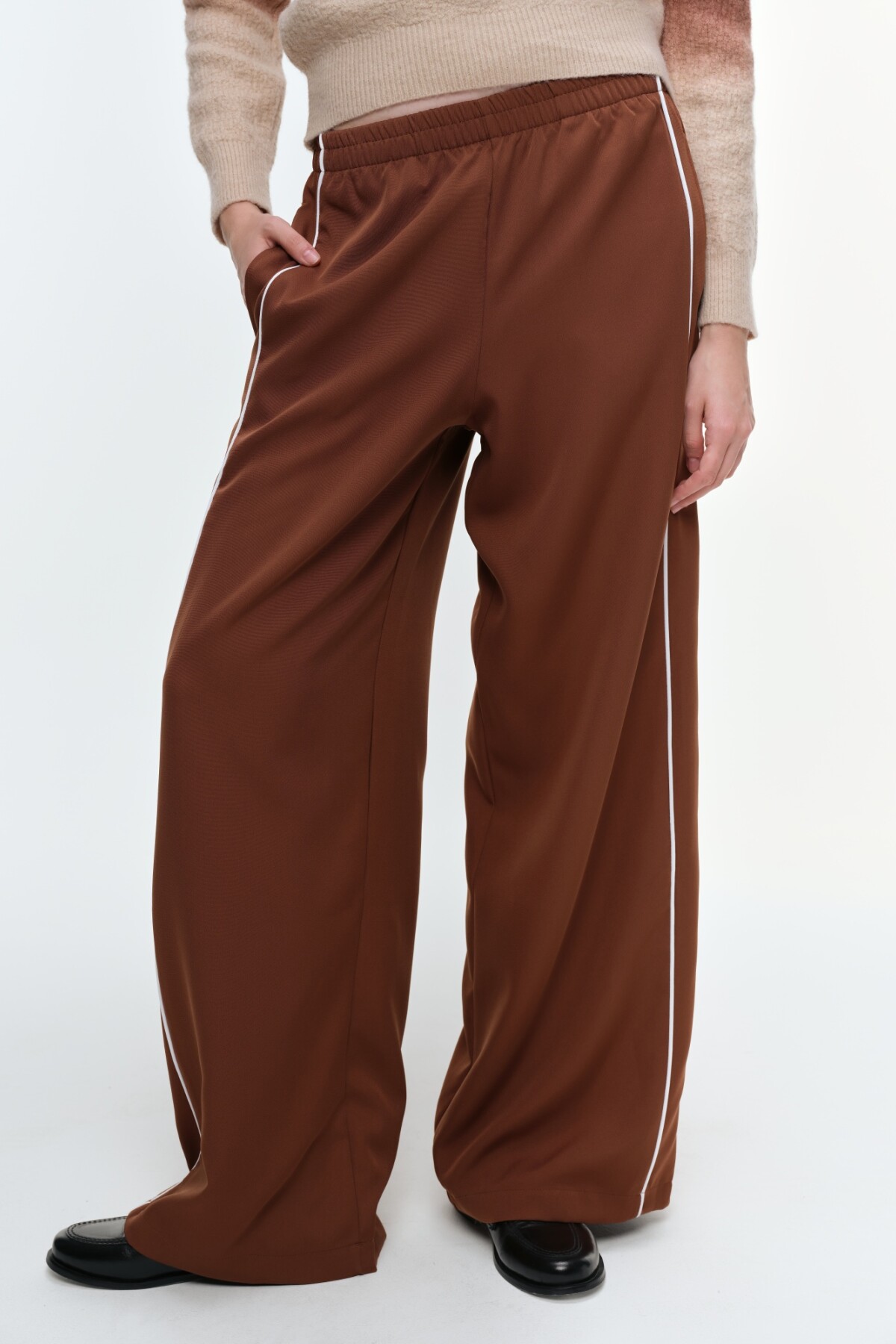 Pantalón Alive Marron