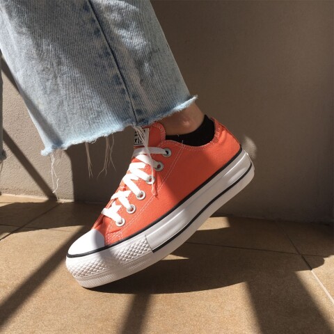 CONVERSE CHUCK TAYLOR ALL STAR LIFT Orange