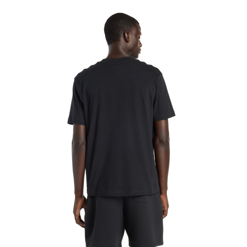 Canguro New Balance Reimagined Fleece Hombre MT61X6EQBK Negro