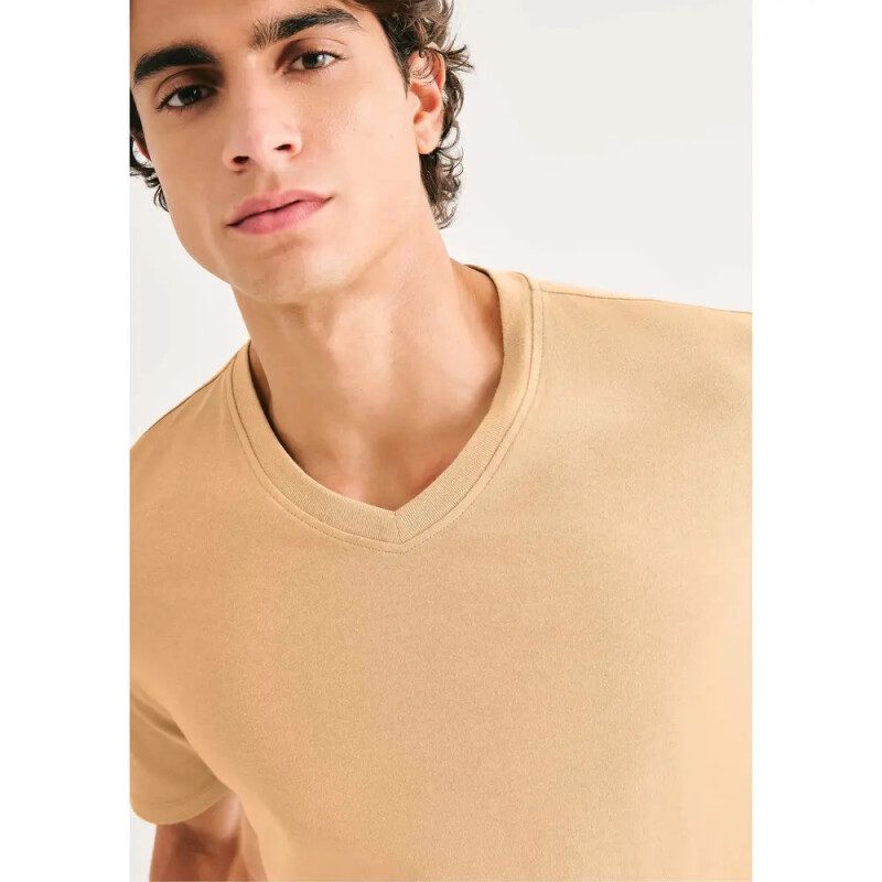 CAMISETA MM MASC AMARELO CLARO
