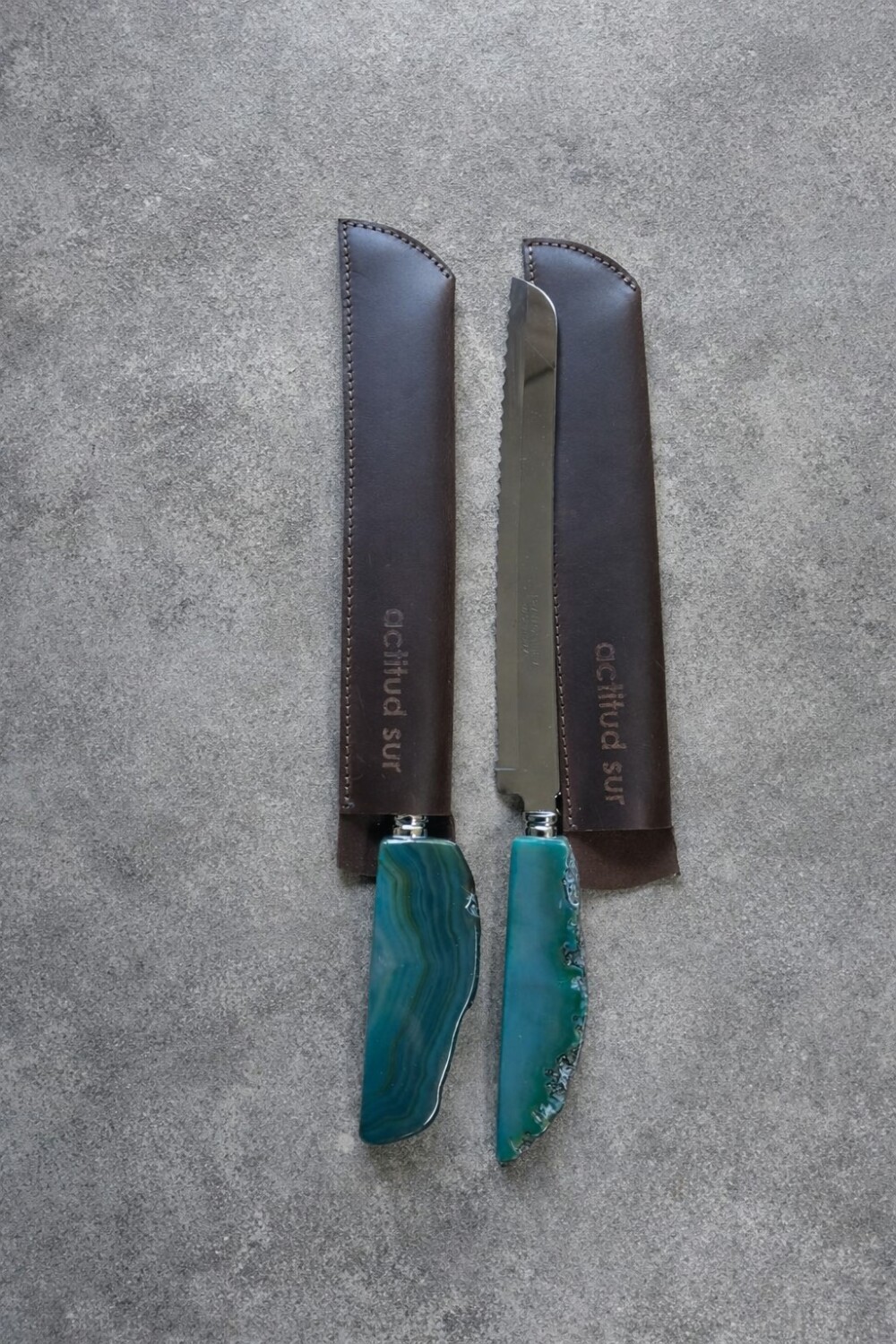 Rustic Stone Bread Knife Verde Agua