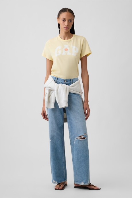 Remera Logo Gap Manga Corta Mujer Maize