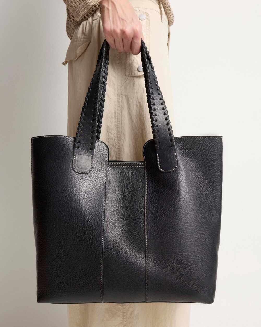 Shopper The Braided en cuero vegetal liso Negro