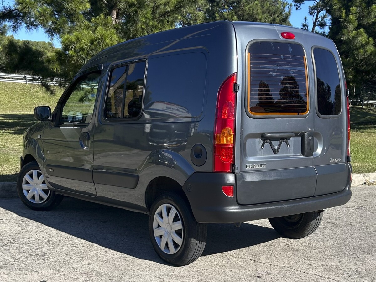 Renault Kangoo 1.6 EXCELENTE ESTADO! | Permuta / Financia Renault Kangoo 1.6 EXCELENTE ESTADO! | Permuta / Financia