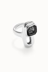 ANILLO EN ALEACIÓN DE METALES BAÑADO EN PLATA DE LEY CON CRISTAL NEGRO Anillo
