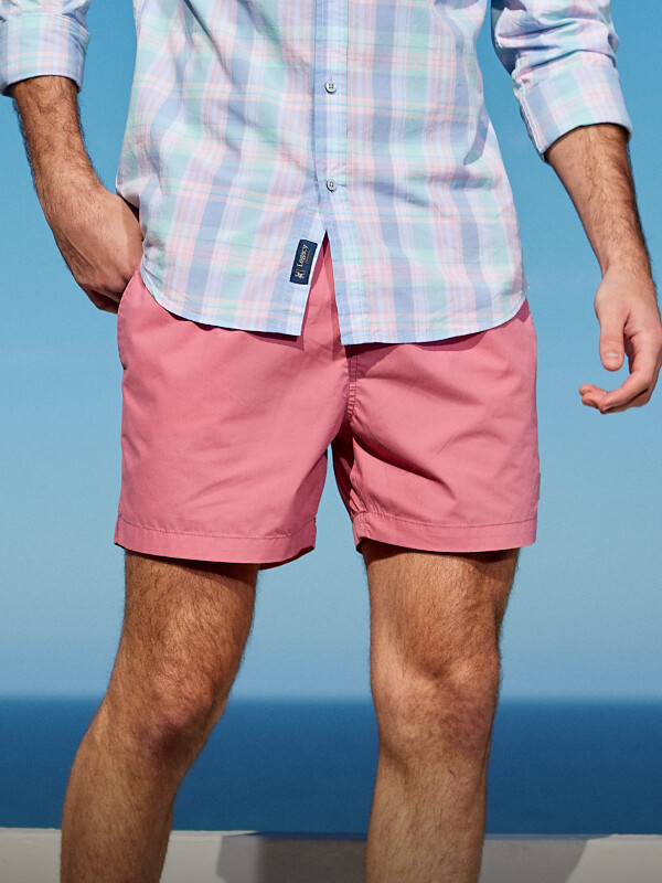 Bermudas y shorts: comodidad en cada ola