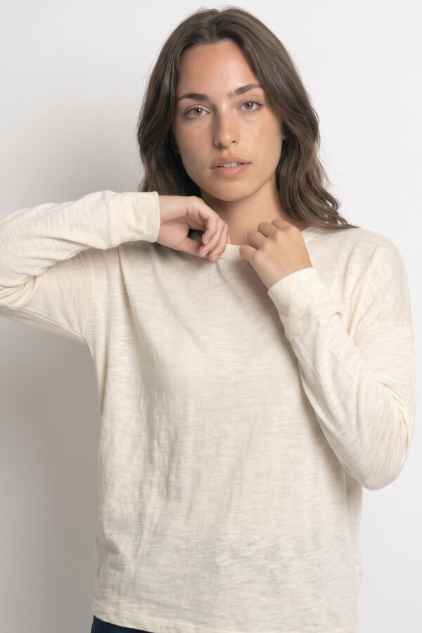 Remera Mila. Remera Mila.