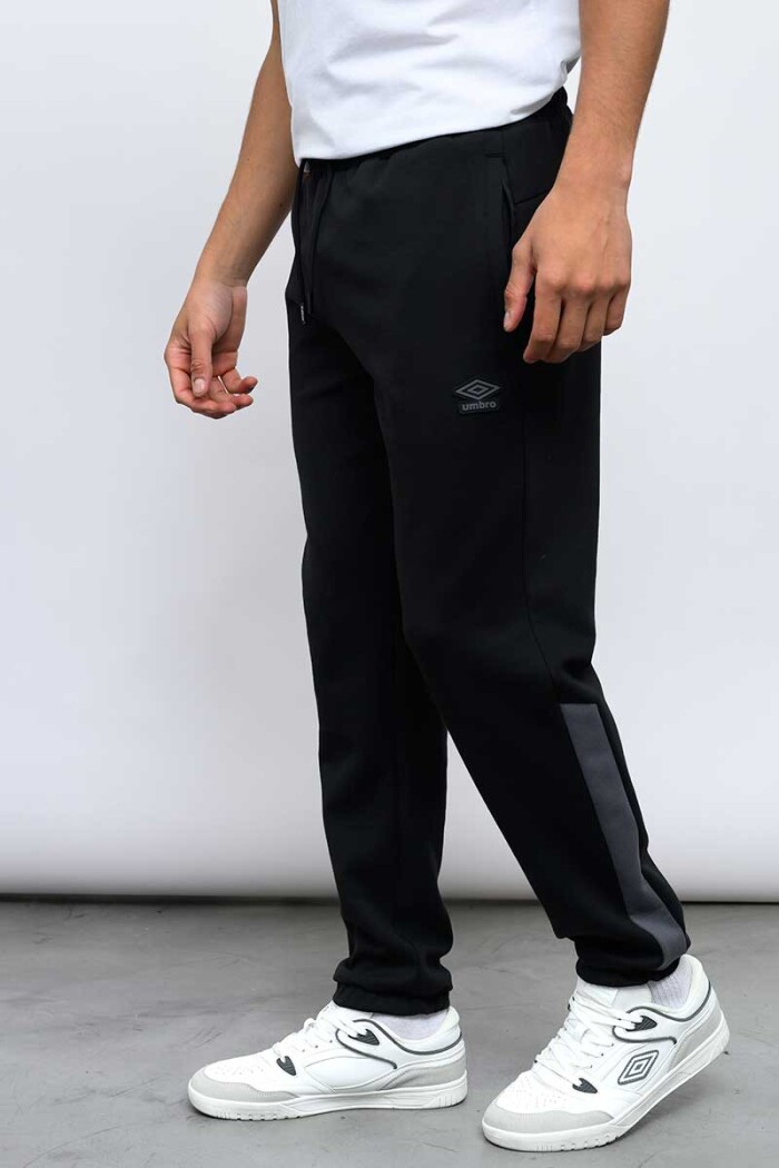 PANTALON DEPORTIVO UMBRO CUTS Negro