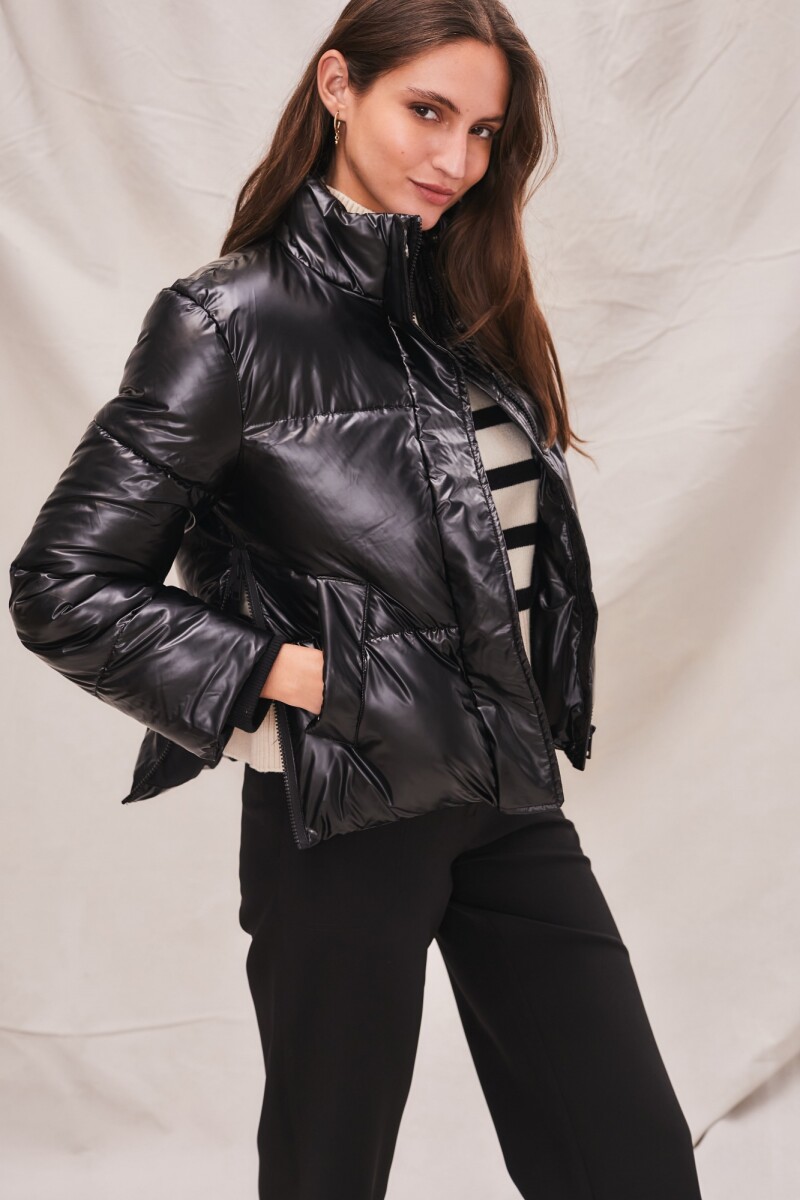 Campera Engomada Water Repellent Negro
